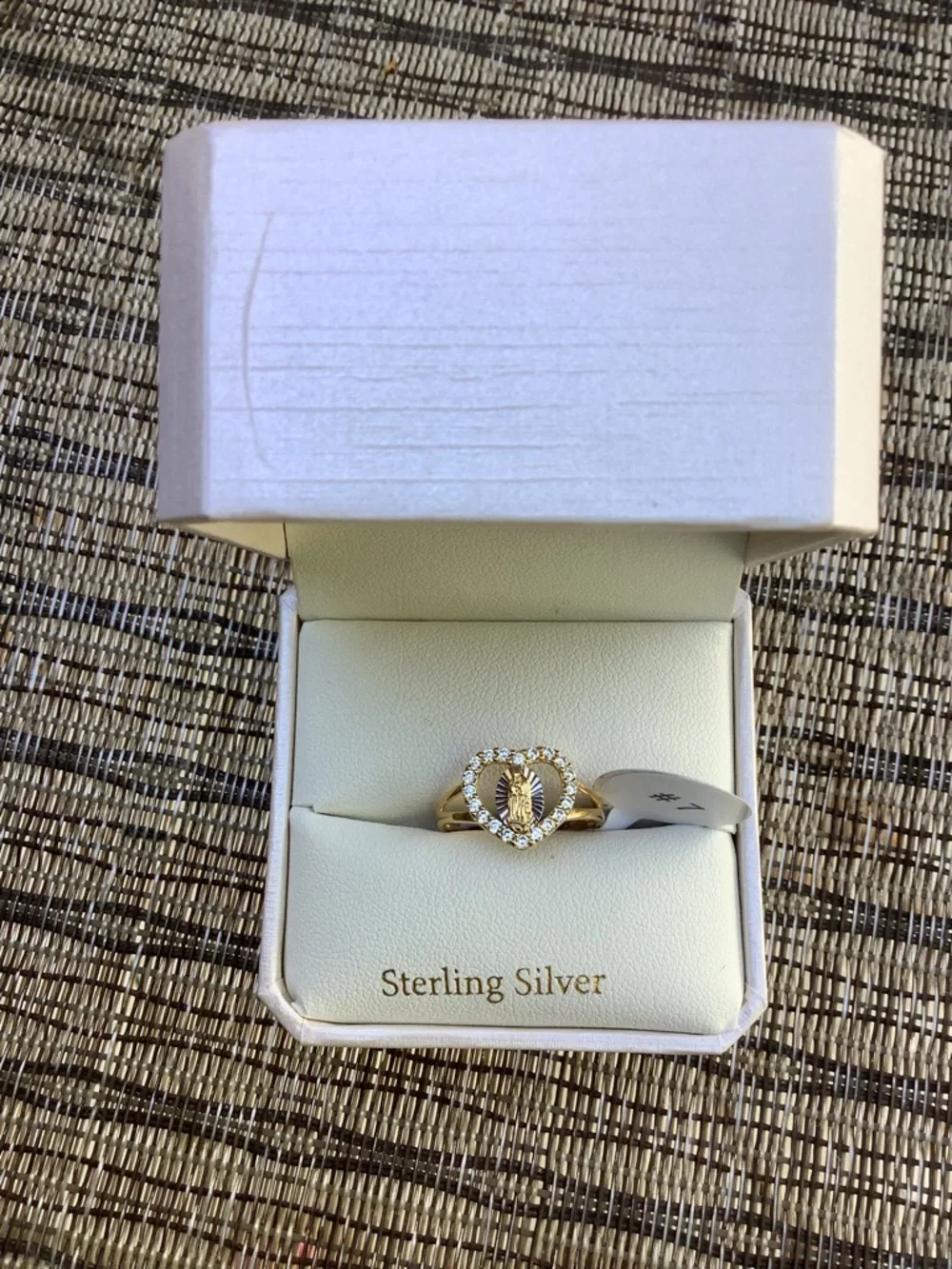 NIB Cynthia Rowley Sparkle Sterling Silver Gold Heart Ring Mary Madonna 7